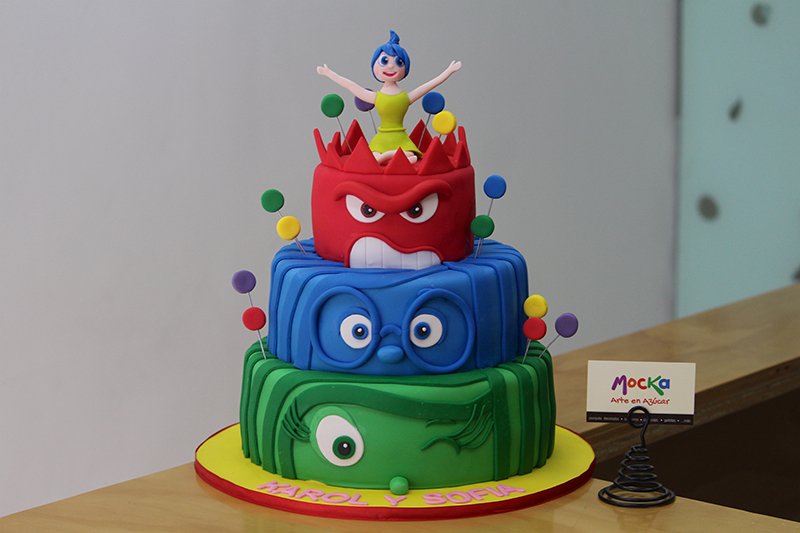 paulaumana's tweet photo. ¿Les gusta este ponqué de Inside Out?

#mocka #pasteleria #artenazucar #insideout #insideoutmovie #disneymovie #riley #TortaInfantil https://t.co/Rz4QHuBwrW