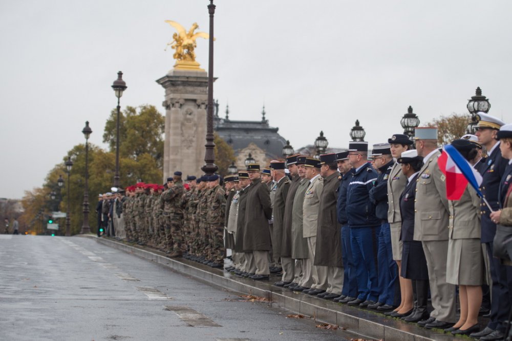 OpexNews's tweet image. Lundi 26 juin, cérémonies d'honneurs au 1ere classe Albéric Riveta mort au #Mali le 18 juin lignesdedefense.blogs.ouest-france.fr/archive/2017/0… #1erRCP @PhChapleau