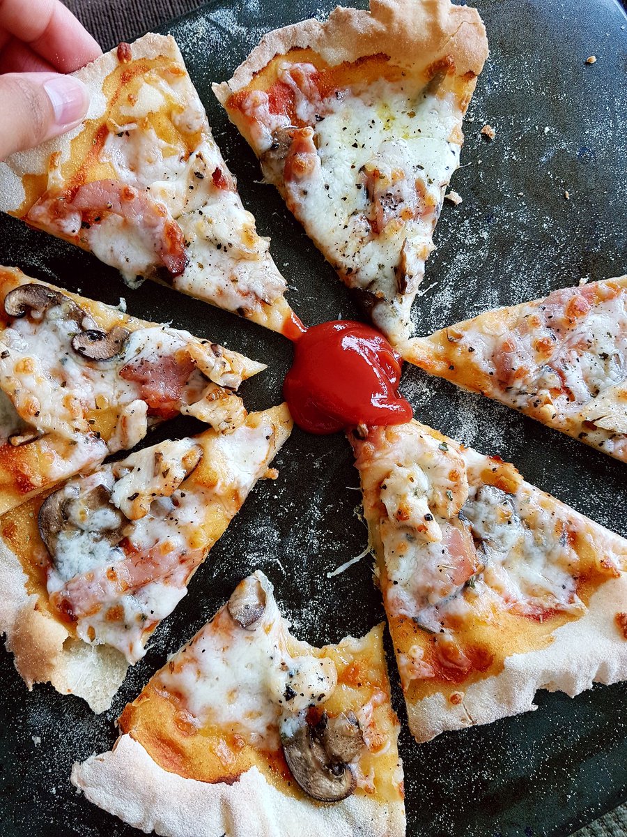 <a href="/karenboyd62/">pizzado IQFA 14/15</a> Pizzado is bloody rocking! Having mushies bacon &amp; chicken today 👌😍 thanks 4 creating sucha fab #freedom product!! <a href="/FFFAIreland/">FreeFrom Food Awards</a>