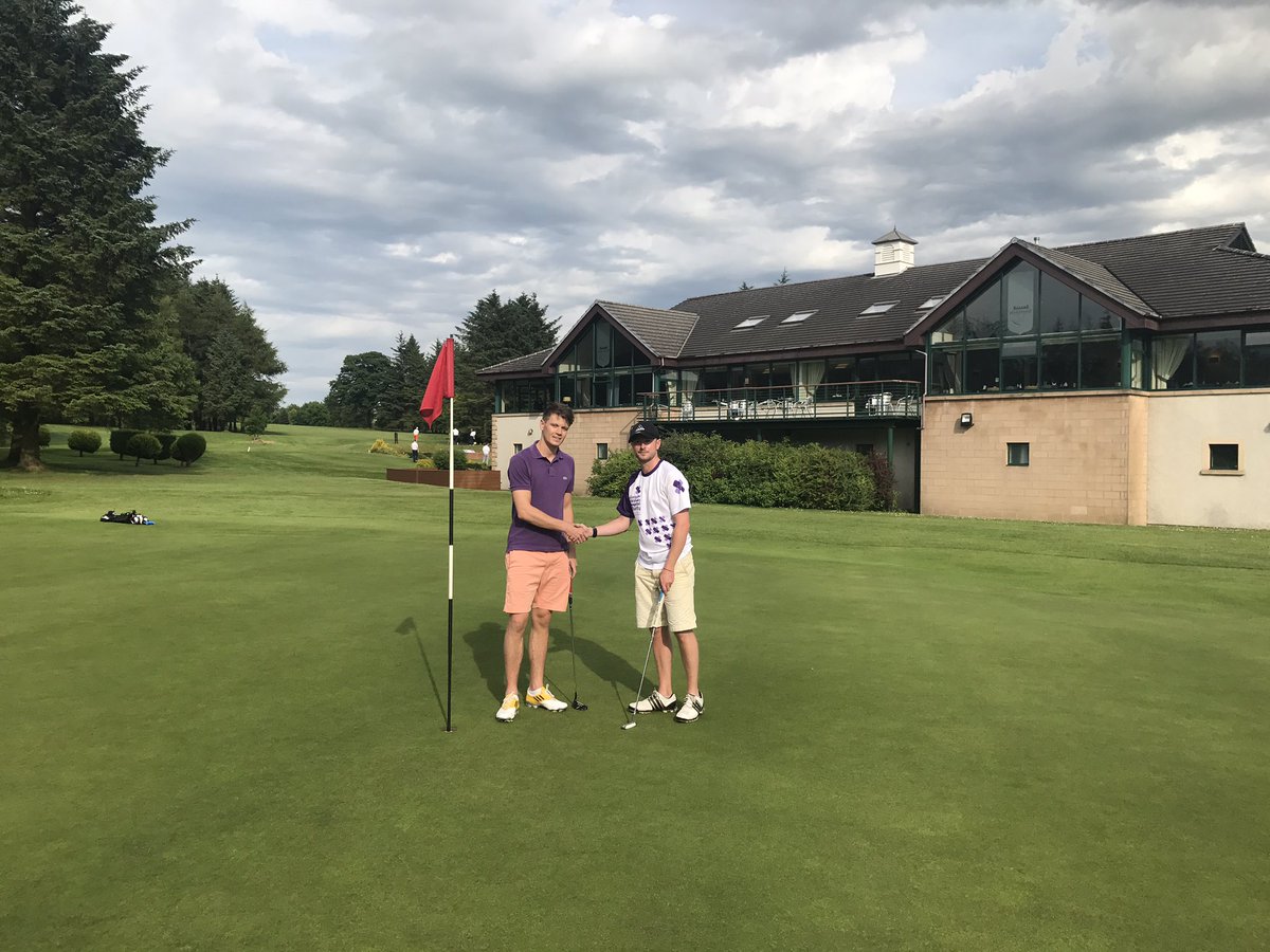 10RndChallenge's tweet photo. 6pm and 8th complete.  Worst round yet and golf was shocking 😂😂.  87.  Need to get thru this pain barrier fast #energyGelPlease #2toGo https://t.co/VgSQhAjdtA