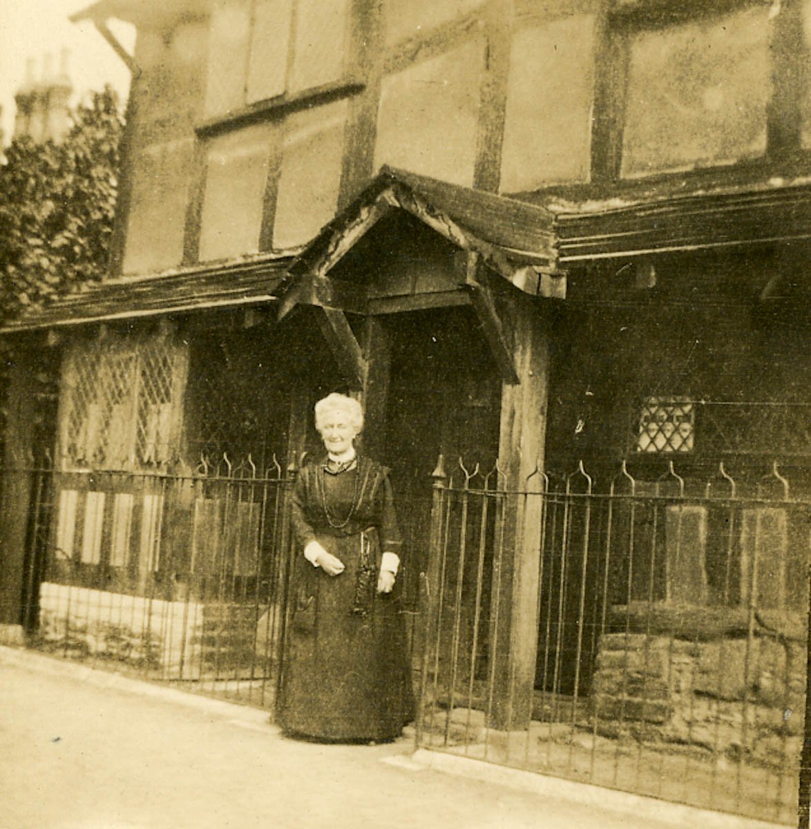 ShakespeareBT's tweet photo. Find out more about the Custodians of Shakespeare's Birthplace https://t.co/2Yrc9BHChO #heritageMW #SBT170 https://t.co/qV7JswsalN