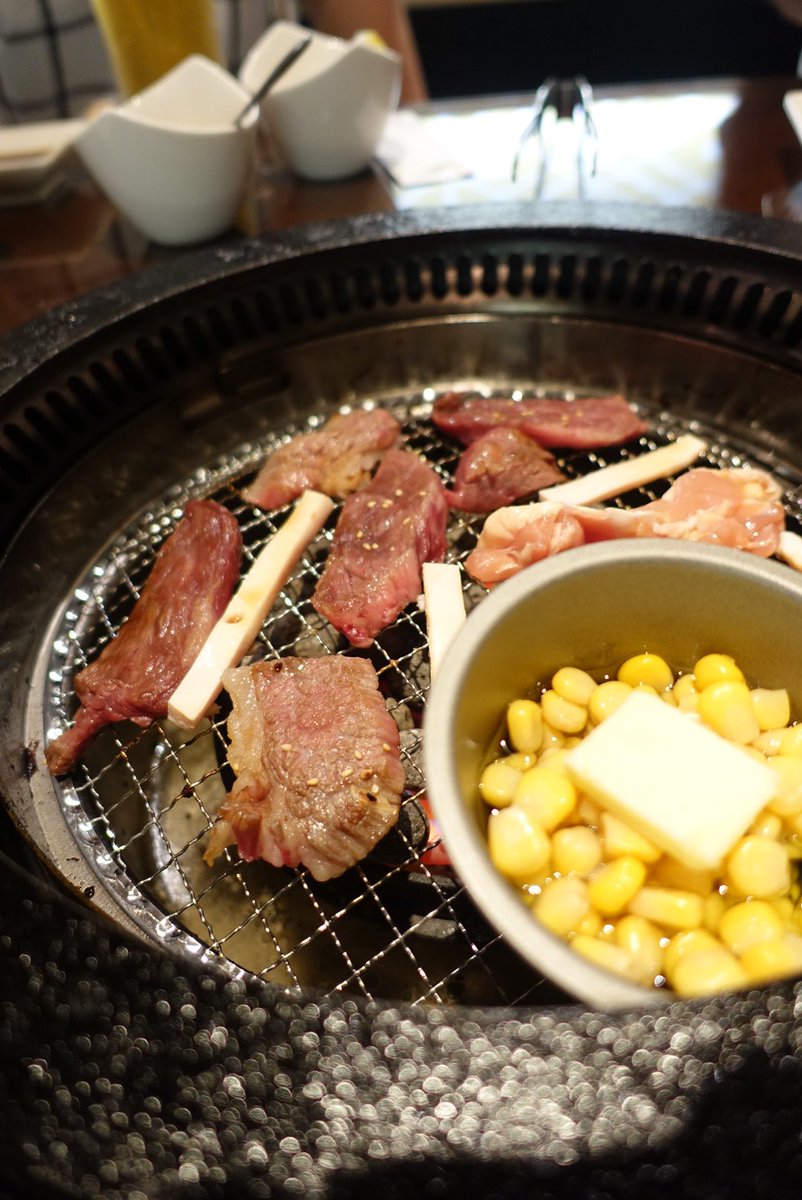 tokuppe's tweet photo. そうそう、八十八は焼肉屋さん
写真の細長い肉は、嫁泣かせ、と言う肉だって🍖 https://t.co/C7XUq70EC2