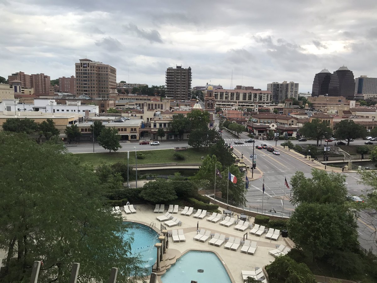 preiter's tweet image. Greatly enjoyed my first #ams17 conference. Looking forward to January 2018 in Austin. Lots of great research and much to think about.