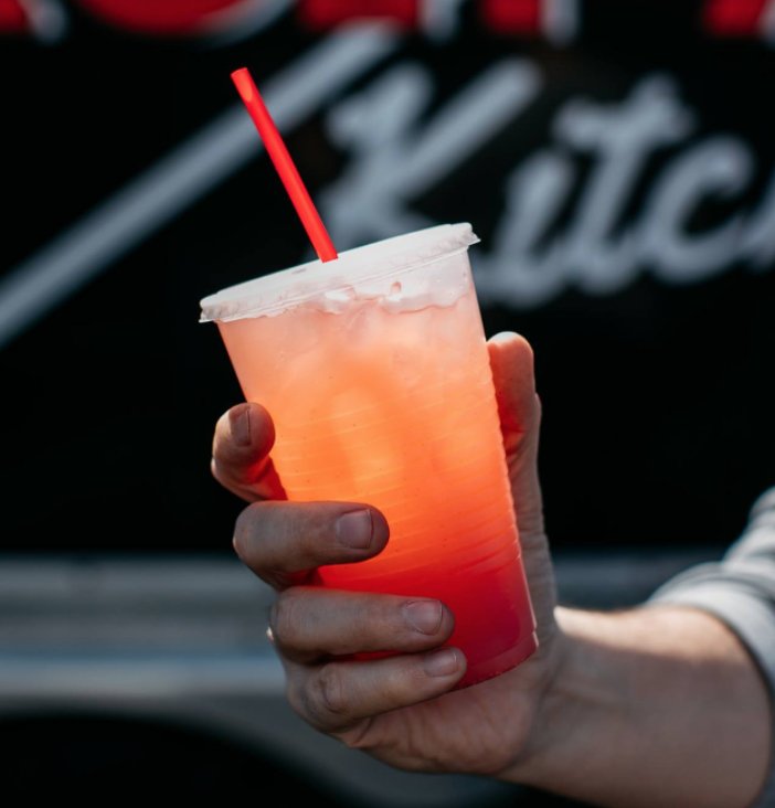 det75kitchen's tweet photo. One of our fresh lemonades is just what you need to cool down from this summer heat!
#Summertime #friYAY https://t.co/1KWvxWOThj