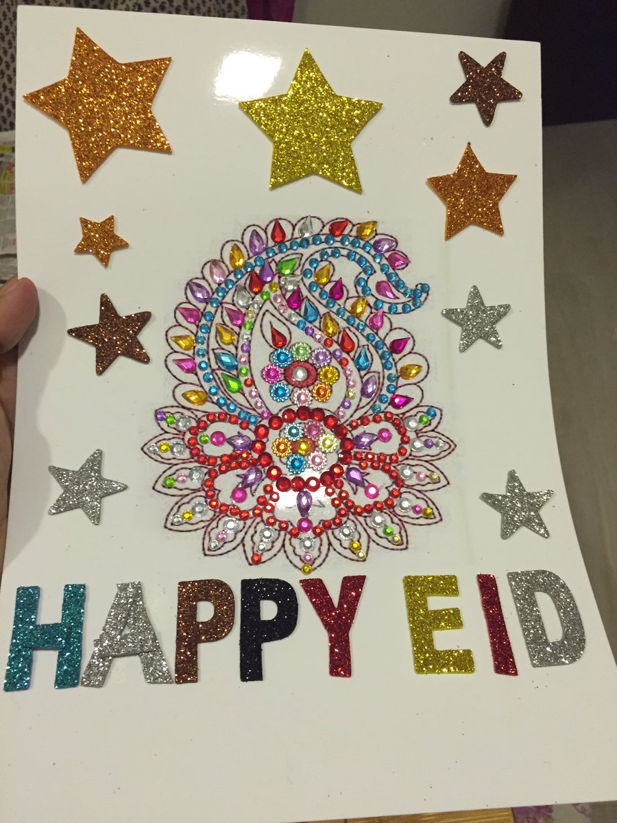 TheRadFactor's tweet photo. The joy of bringing a smile on someone's face is priceless. Made it for the Muslim Maid at home and she is ecstatic 😊#OneEmotion https://t.co/jmosKZTVj1