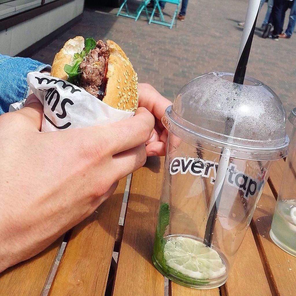 Finebite tweet media