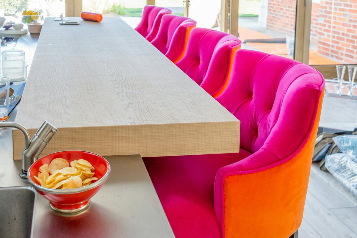 theoddchairco's tweet image. Our Charlie Stool, Chesterfield Antique Sofa and Ella Bar Stools are true advocates of #NationalPinkday #sitinstyle #bespoke #designs