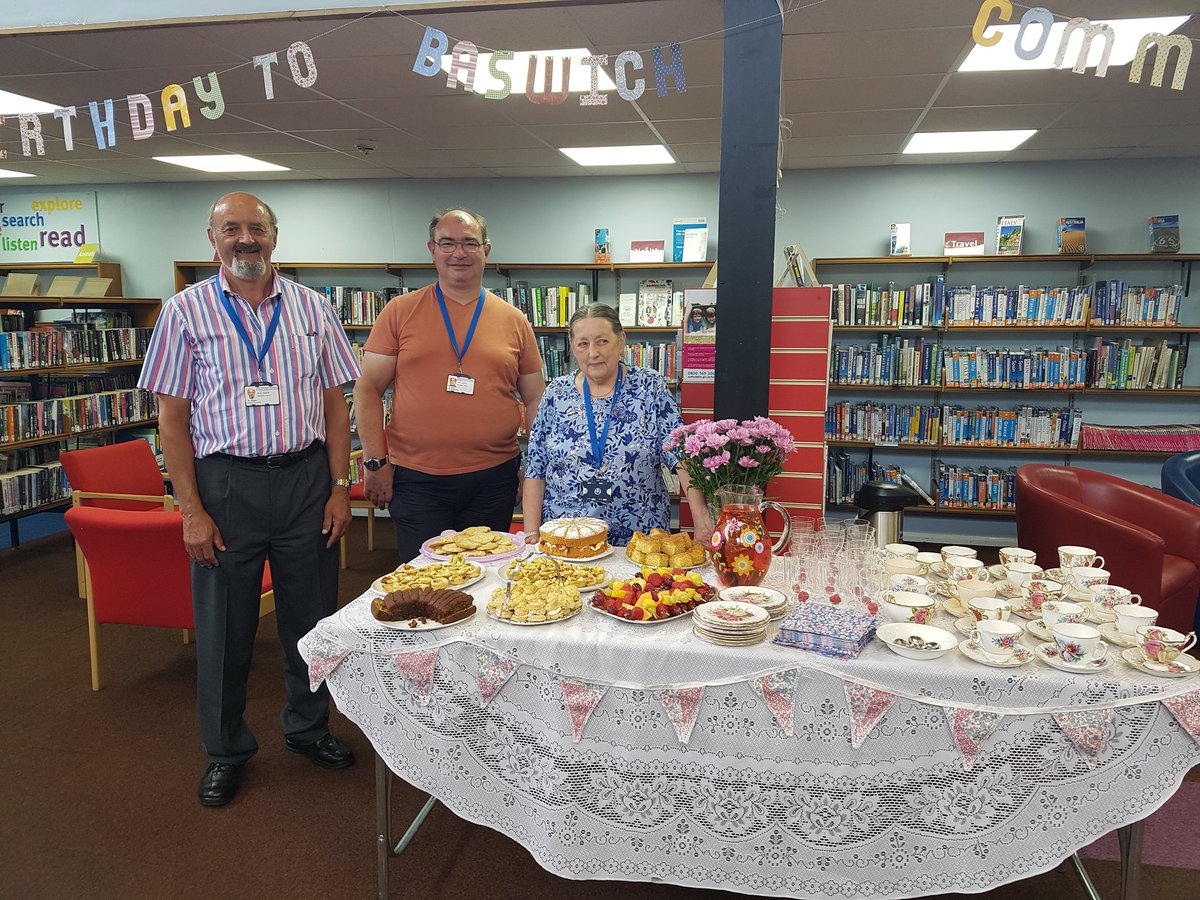 StaffsLibraries's tweet photo. #BaswichLibrary is 1 year old as a community run library! Thank you to the wonderful volunteers! @StaffordshireCC @sssftnhs https://t.co/EIR5fyPvY0
