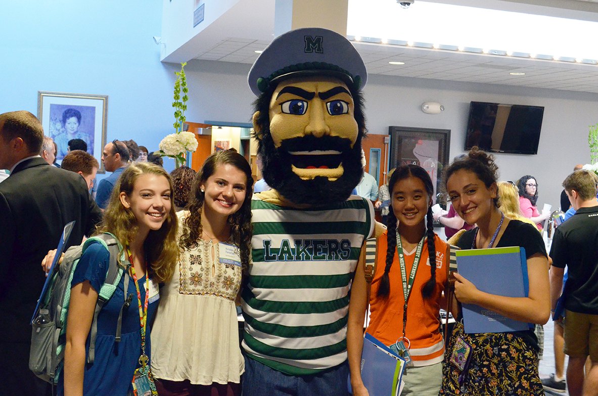 MercyhurstU's tweet photo. We speak for @LuketheLaker, Pres. Victor and the entire campus community when we say "Welcome Future Lakers!" #HurstOrientation https://t.co/enNAopyl1S