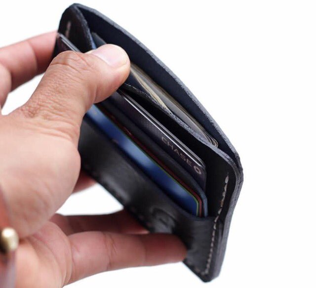 SandNative's tweet photo. Check out all the options for the Leonardo wallet at https://t.co/fTbqtBTwhU https://t.co/DjstGowjwc