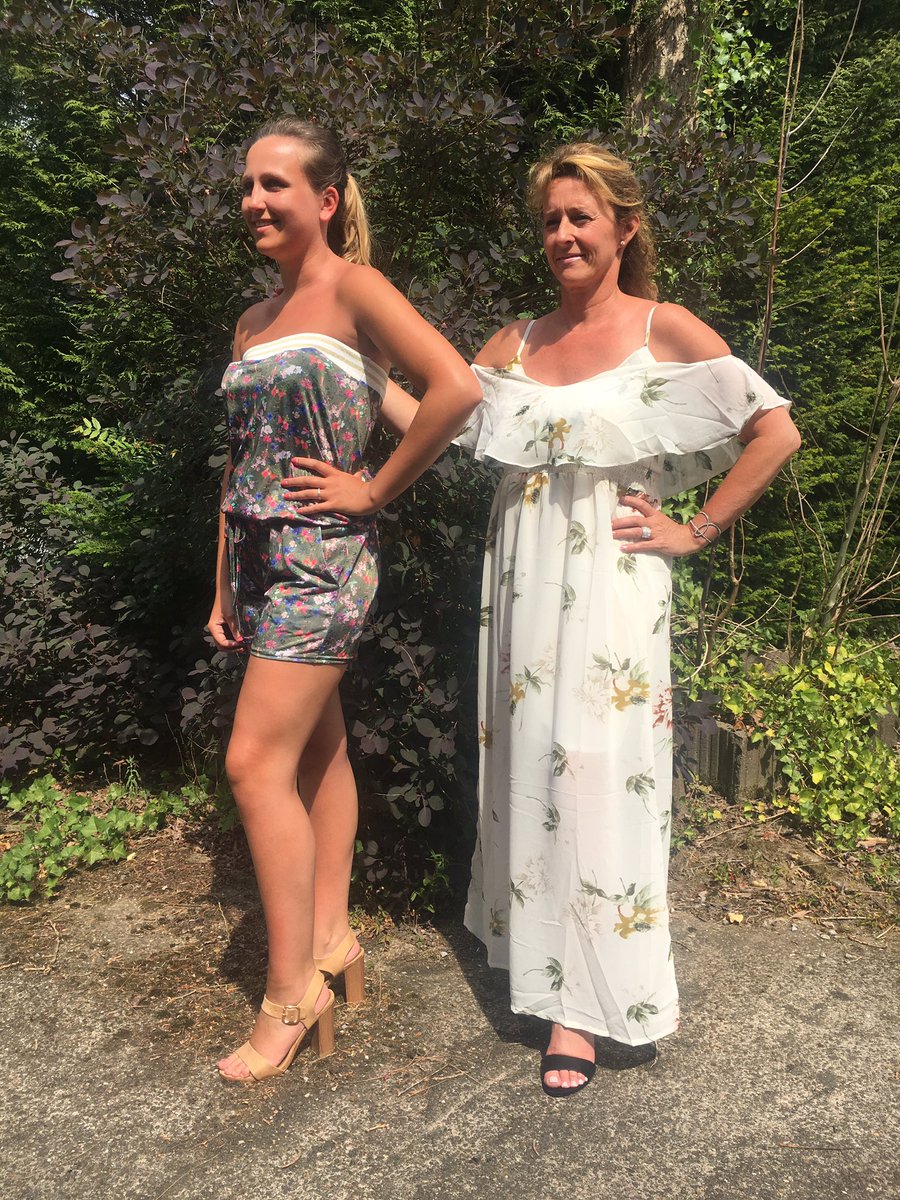 la_garde_robe's tweet photo. 🌞🥂 playsuit (verschillende kleuren) en kleed net binnen en vandaag al in de winkel 🥂🌞 https://t.co/1Hgf7Tj7Yh