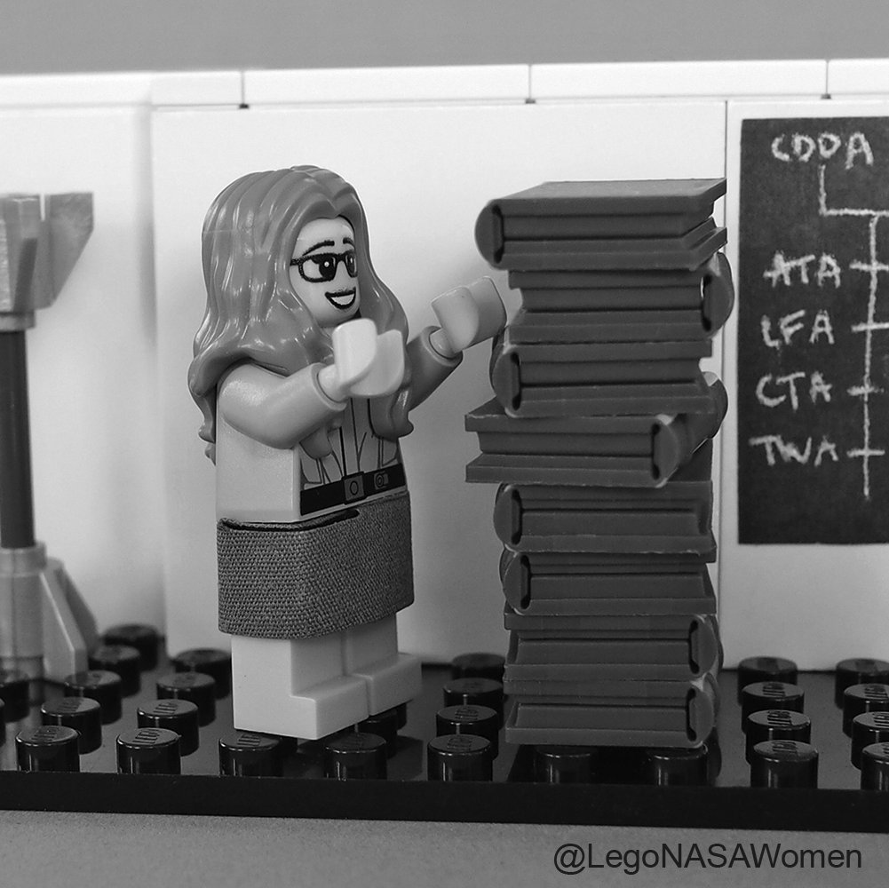 Lego Women of NASA tweet media