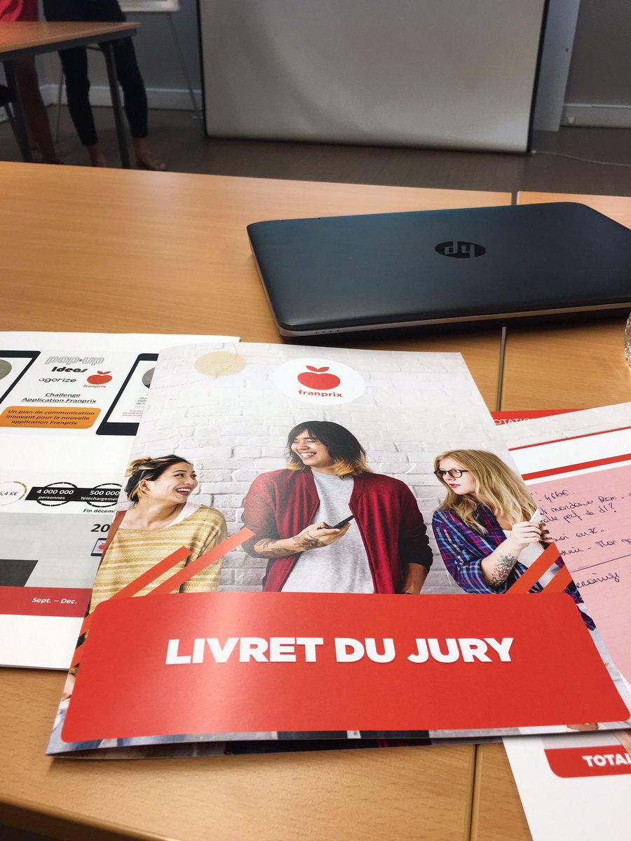 Marthammp's tweet photo. En pleine délibération @agorize pour le challenge application @franprix #jury #agorize https://t.co/LLZQxSUKza