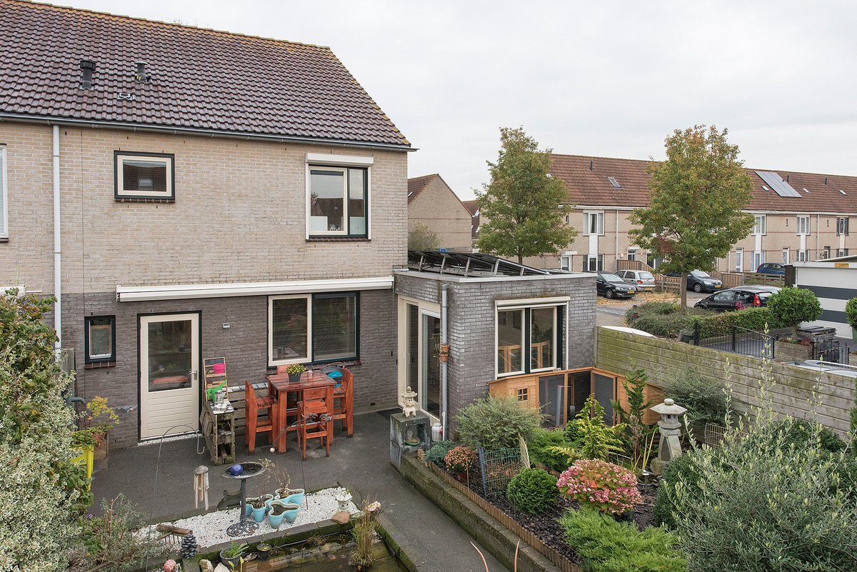 VERKOCHT: Rhônestraat 12 te Lelystad! 
Heeft u verhuisplannen? Wij begeleiden u graag bij de verkoop van uw woning!
funda.nl/koop/verkocht/…