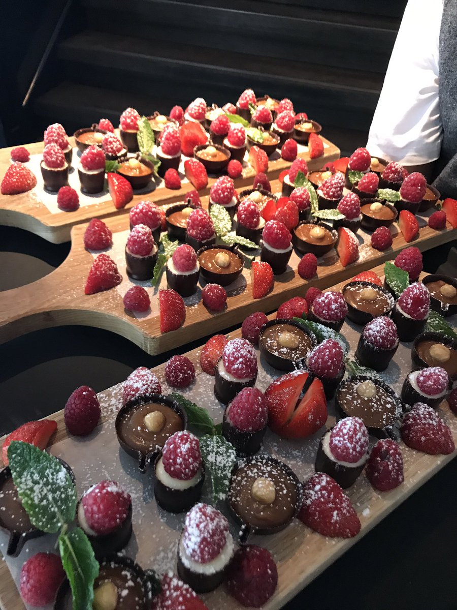 BeHerdMCR's tweet image. Great event @Piccolino_Hale @Piccolino_  @mylittlebbuk @KikiMinchin @stephledigo @leanbody_li @LedigoPR @LadyFizzington always a pleasure