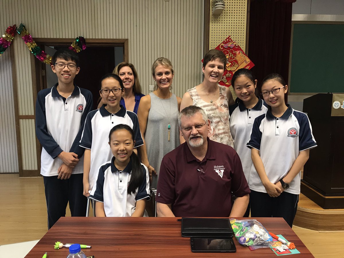 rkingHolmen's tweet photo. Learning about the Chinese Education System while in Beijing https://t.co/iMDzldZfN1