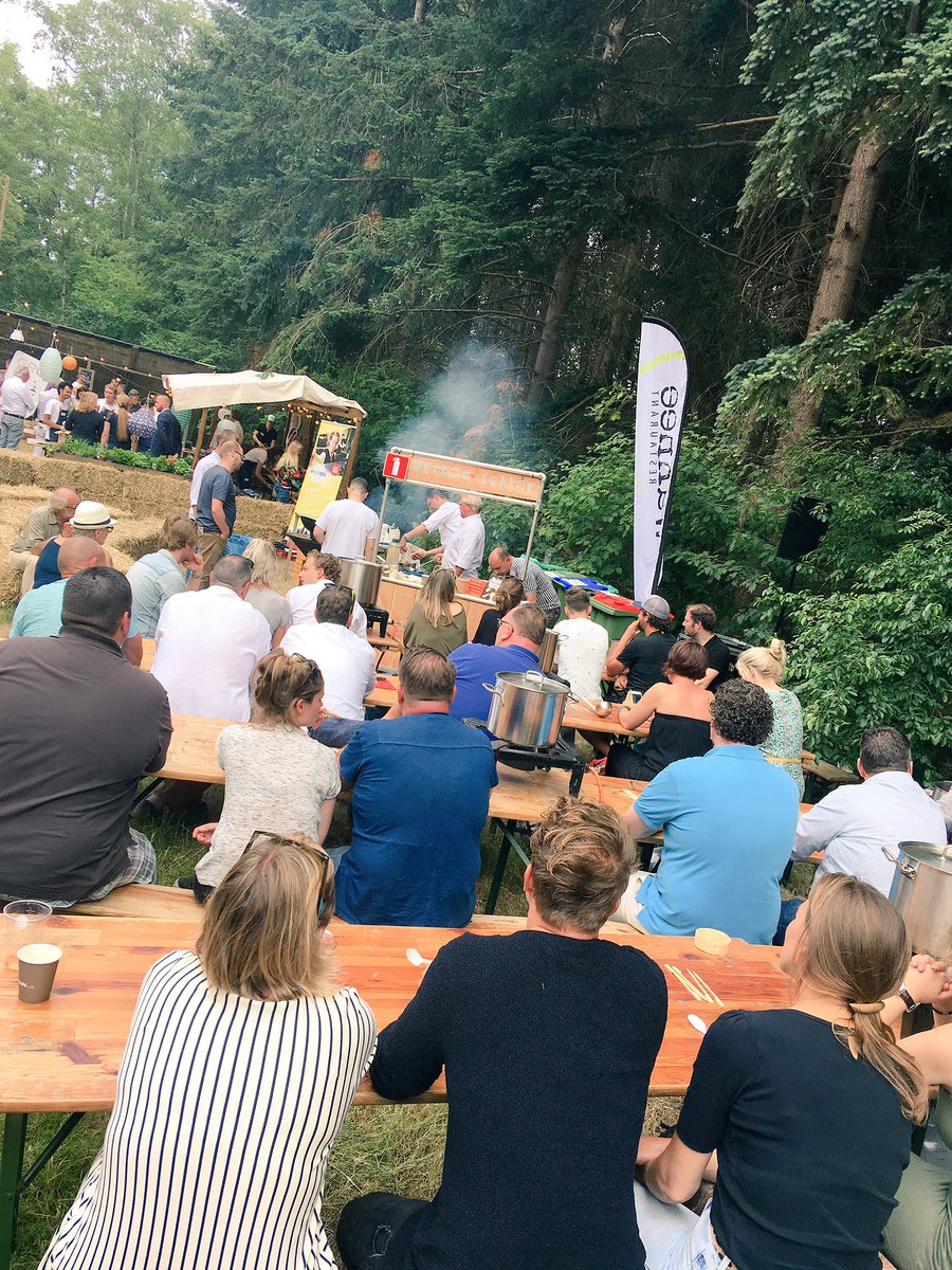 Een kleine greep uit de workshops en colleges van vandaag #foodunplugged <a href="/HenriBV/">Henri - Fam v Olphen</a> <a href="/NadiaZerouali/">Nadia Zerouali</a> <a href="/PapasPasta/">Christian Weij</a> <a href="/DutchCuisine/">Dutch Cuisine</a> <a href="/albertkooy/">Albert Kooy</a>