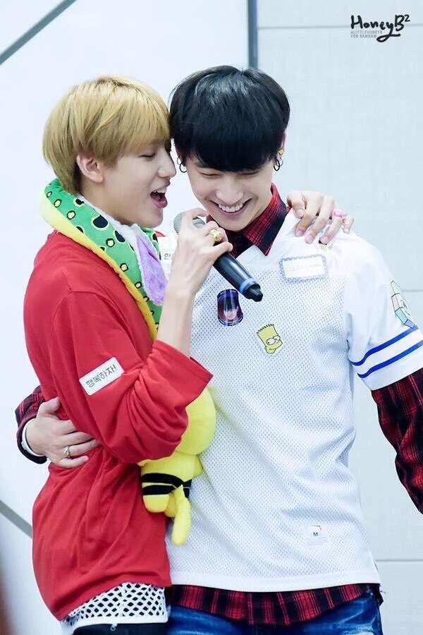 Mars_1129's tweet image. สำหรับเปิ่นแล้ว มม สะท้านสะเทือนวงการคู่ชิป มันต้องเน่ค่ะ นี่เป็น มยมบ ยังถึงกับซวนเซเมื่อเจอช็อตนี้ มันดีงาม อบอุ่น ละมุน โคตรๆ 😭 #BBam