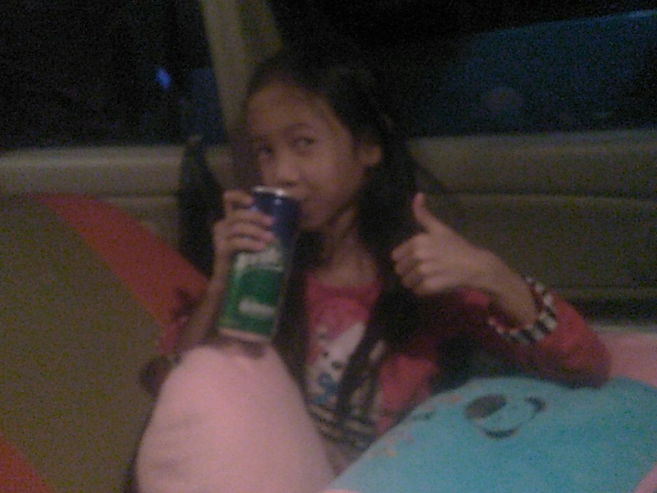 abikayla_fs's tweet photo. alhamdulillah..... #bridgethenation setelah antri sejak 17.30 di dermaga Kuala Tebas menuju dermaga Perigi Piyai Tekarang Sambas. #AyoMudik https://t.co/4hCWR6ov36