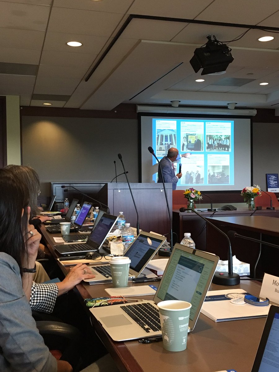 jmsandella's tweet photo. @JohnGimp presenting our social media campaigns to the @NBOME Board of Directors. #DOproud https://t.co/SdS8JggAcI
