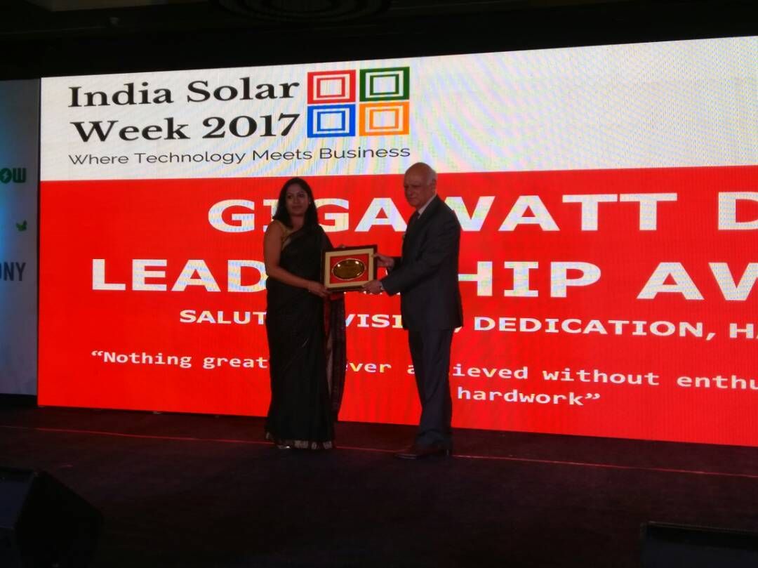 MahindraSusten's tweet photo. Ms. Monika Rathi, our Head of BD, collecting the CEO of the year award at #IndiaSolarWeek on behalf of our CEO Basant Jain! @SolarQuarter https://t.co/Btq2l6OHNY