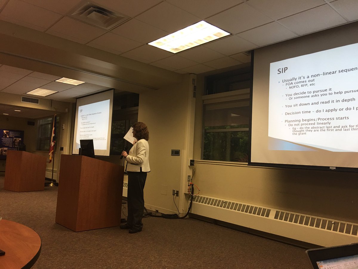 UT_research's tweet photo. Dr. Joan Duggan presents on developing a good grant proposal at the Scholars Institute at UT. https://t.co/Phomz1sYyN