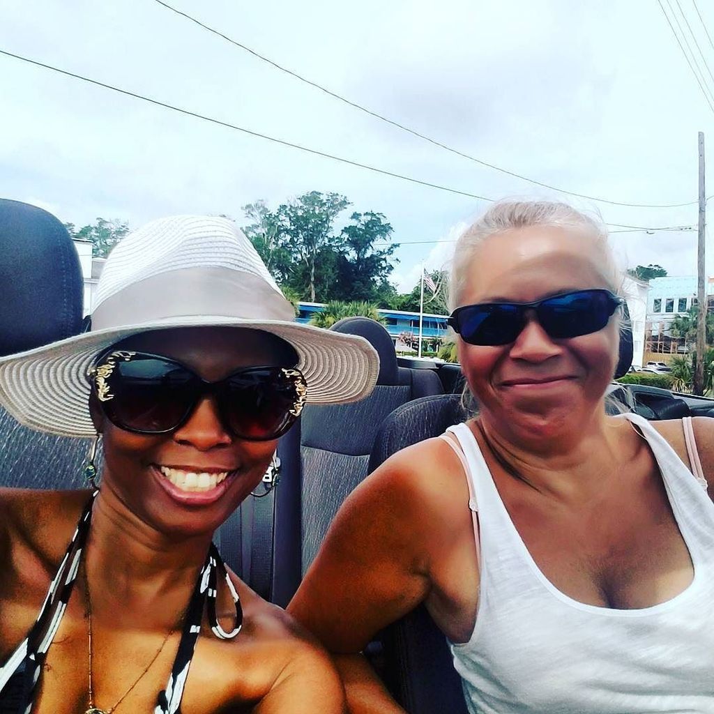 DemetriaHayes's tweet photo. On the way to Shell island resort https://t.co/IpLxXmrVju https://t.co/TwoNAC8mUn