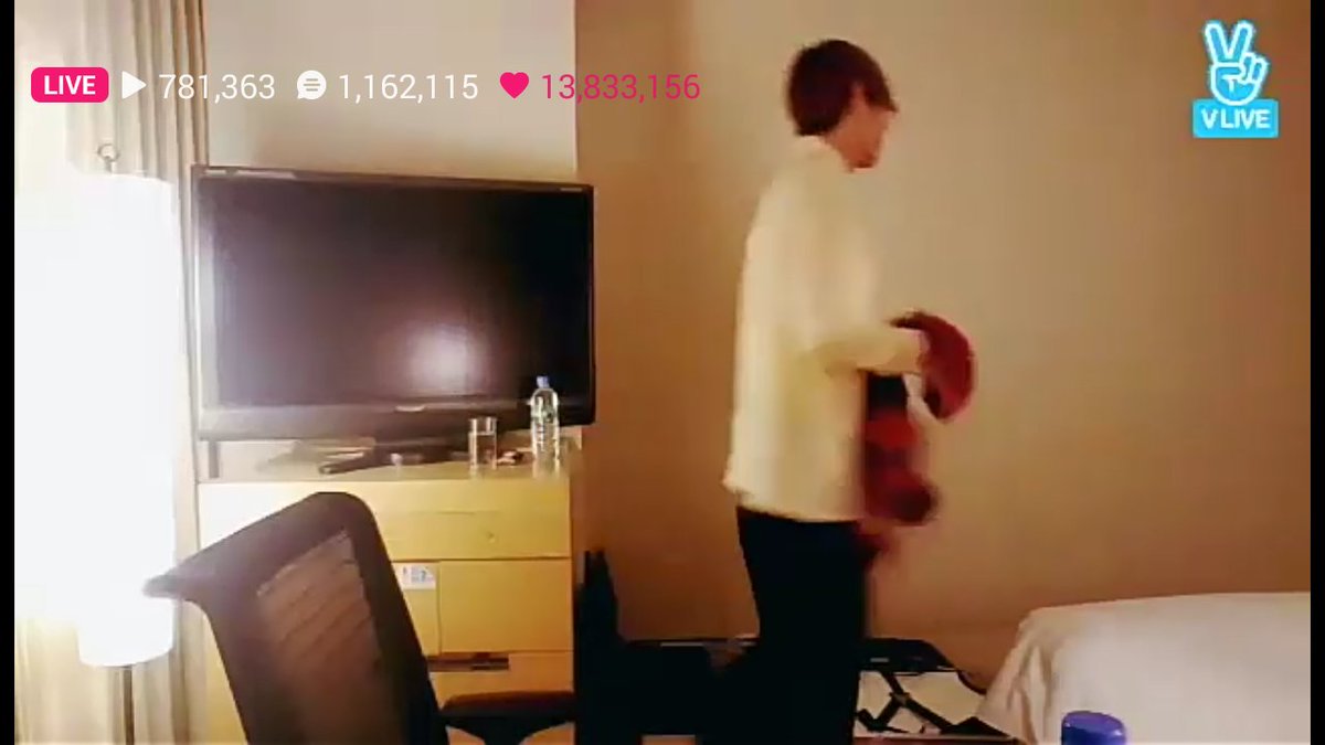 FRDVJKBTS tweet picture
