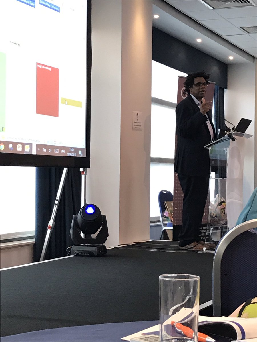 tigsy87's tweet photo. Paul Pennant has just achieved God status with his outlook tips! He has had us in fits of giggles the whole time! @PaulPennant #ACES2017 https://t.co/KOMT1iwpnp