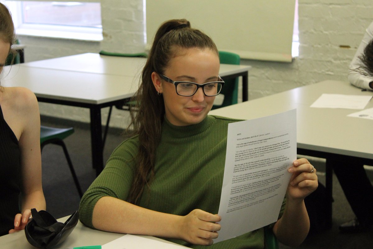 CoxGreenSchool's tweet photo. Mr Tooke's Geography session #ALevel #6thforminduction https://t.co/vhllCL6xMS