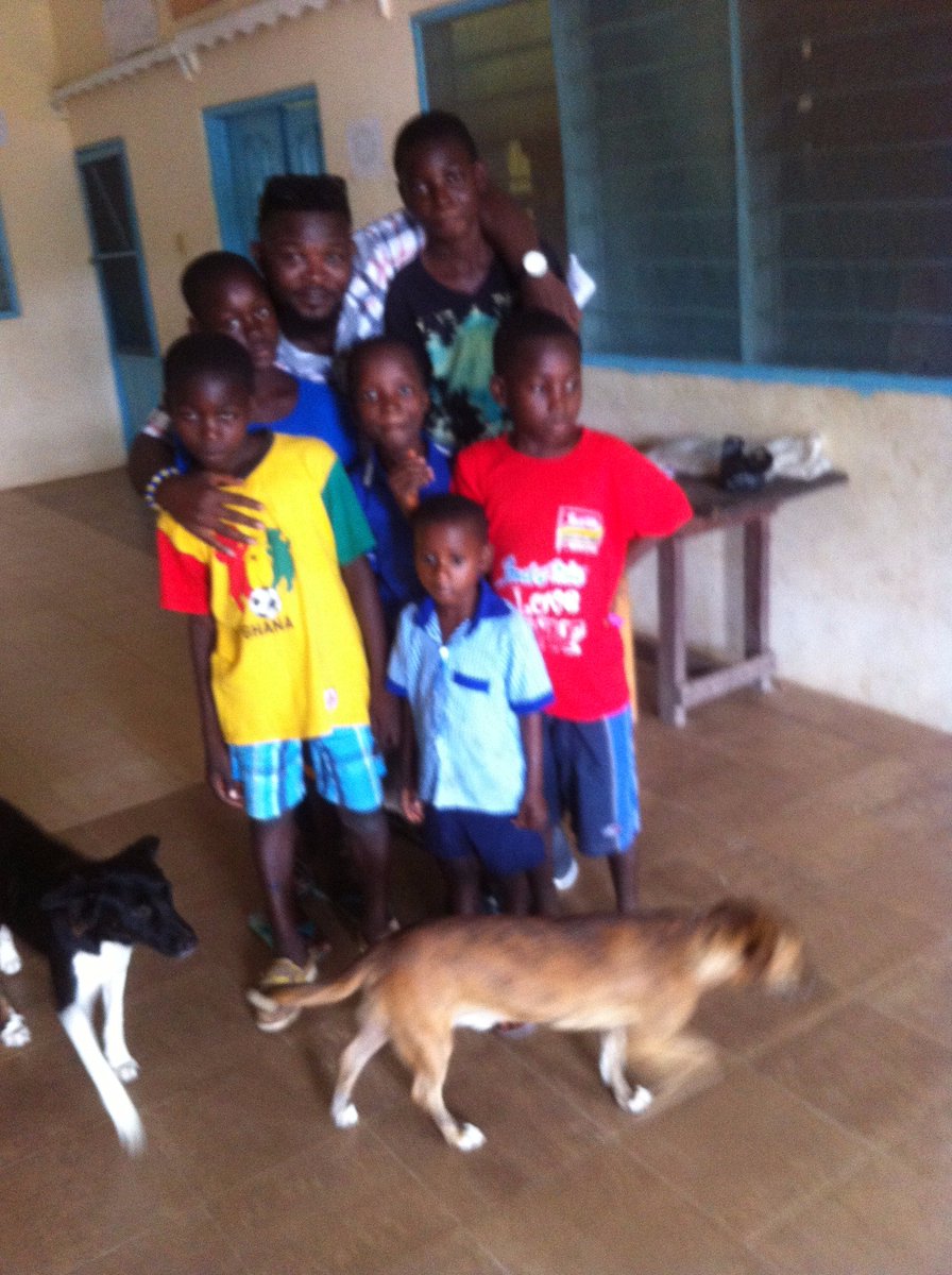 one_kakai's tweet photo. Let turn serious attention on the future leaders,if you join me in my fight for kids contact me,check my blog and be part of this https://t.co/SqpViDvM0V