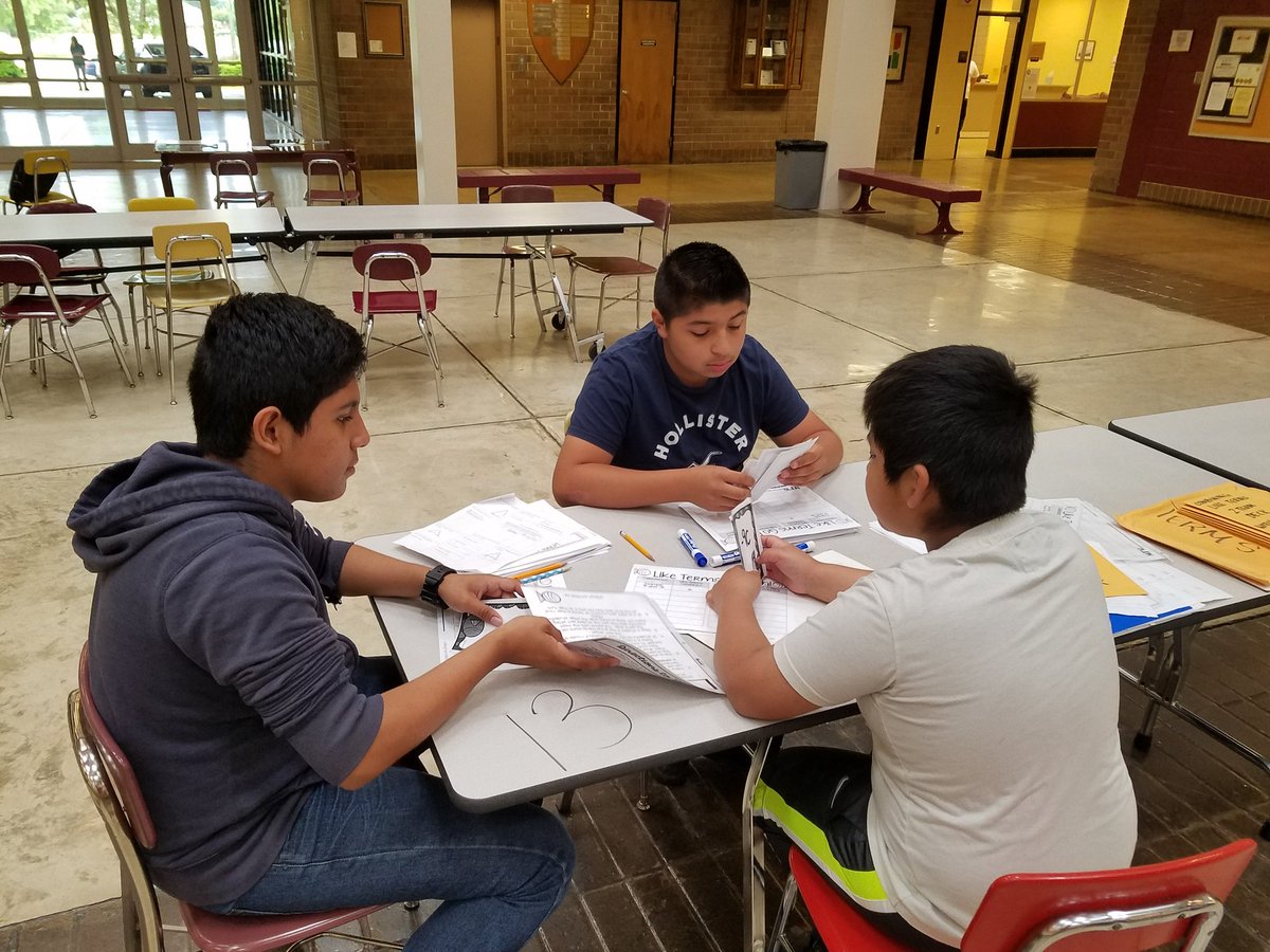 turnercoach1024's tweet photo. @hickoryschools Grandview Eagles and Northview Hawks working together at Summer School. https://t.co/WJQ4krMp6P
