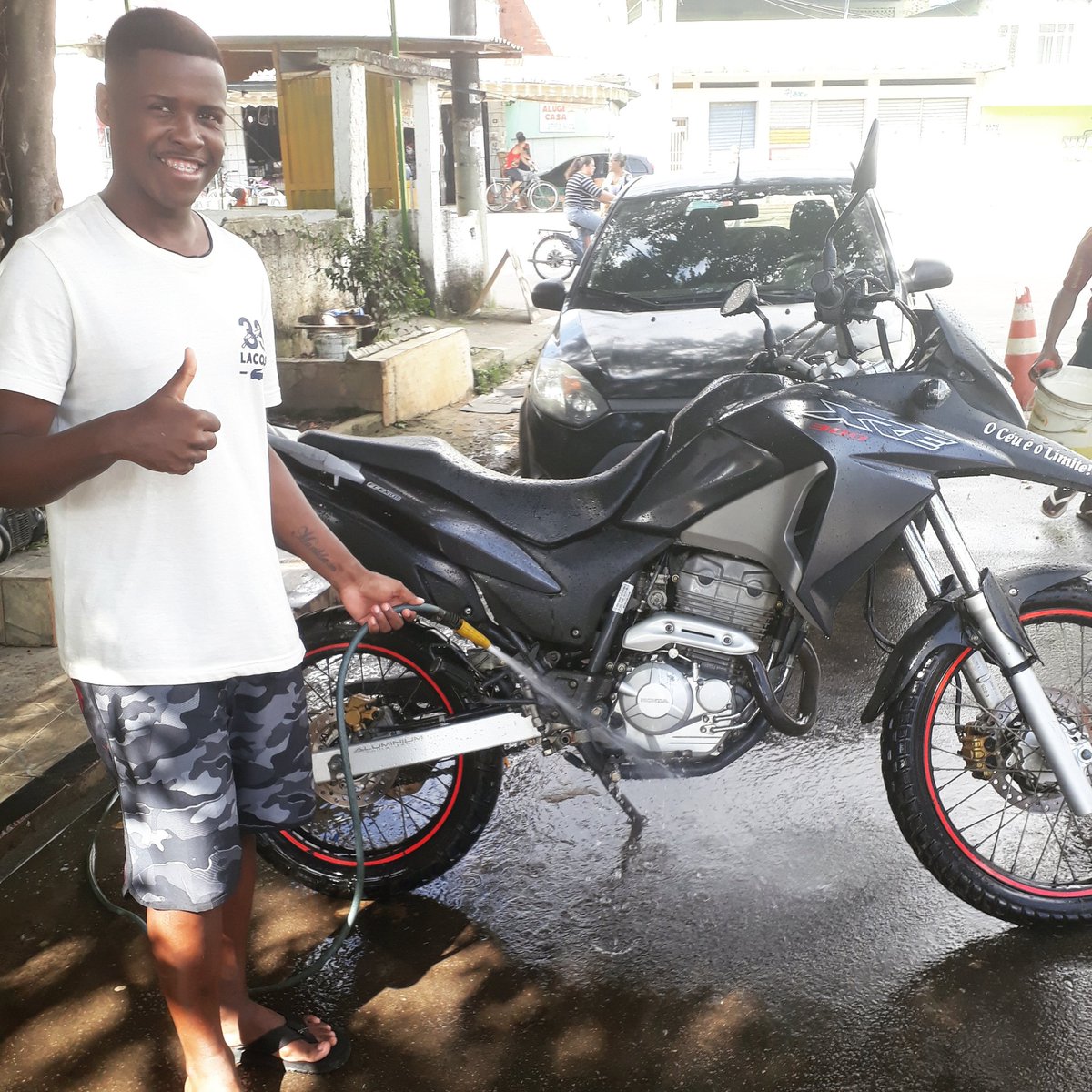 Alextav18's tweet photo. Quem ama cuida né. 👌
#coisas #leve 🚅🚄😎
#Sextou
#Booooom #diiaaa 😀😄😃 https://t.co/XCGKclB4mT