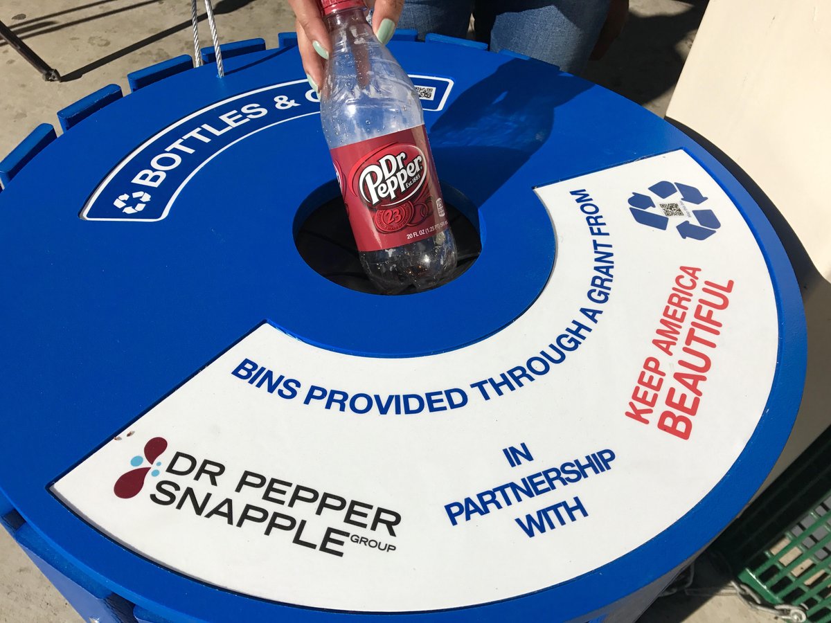 CityofReno's tweet photo. Residents can expect to see cleaner public parks &amp; sports fields thanks to new recycling bins in the #CityofReno: https://t.co/ufakwKgYSD. https://t.co/y2Y9LXWbXr