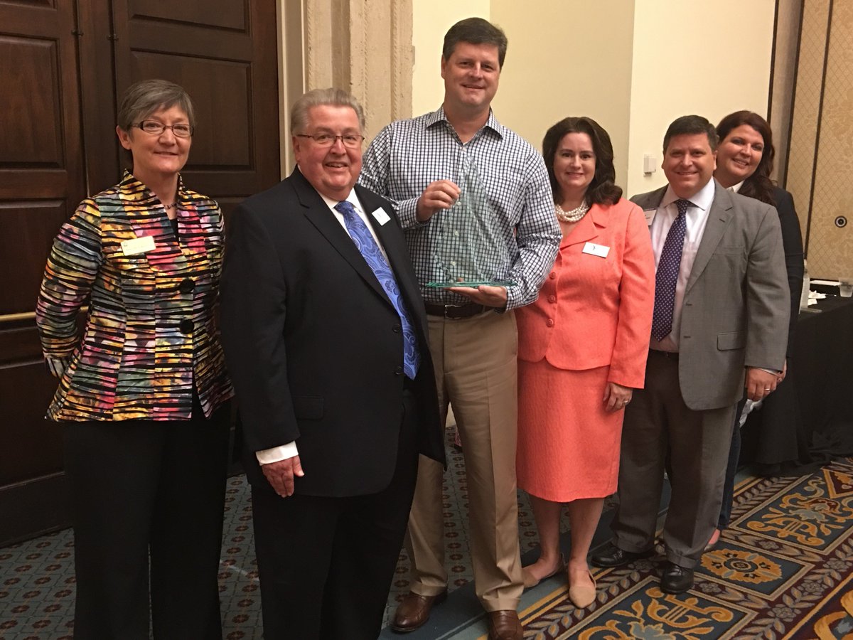 FLSoloSmallFirm's tweet photo. Best wishes to Kevin Johnson,@FLSoloSmallFirm Walter S. Crumbley Award recipient for significant contributions to practice management in FL. https://t.co/SUWuTqbCCS