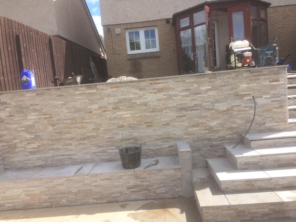 RestyleTiling's tweet photo. Split face limestone 👍 https://t.co/25Y0nSMGgG
