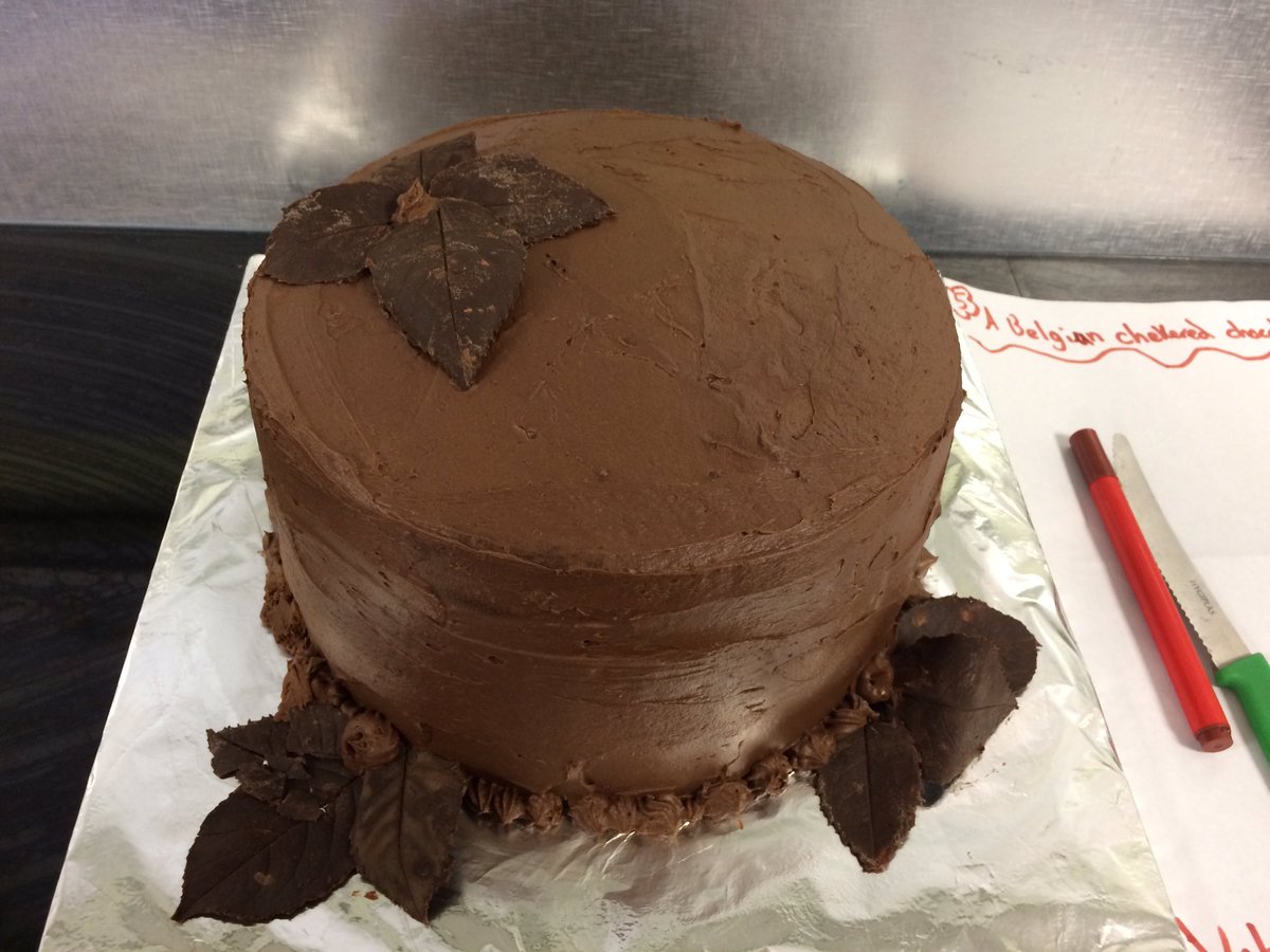 BeaniesClub's tweet photo. Beanies bake off...Belgium... Absolutely amazing desserts https://t.co/4BZeGSfmjD