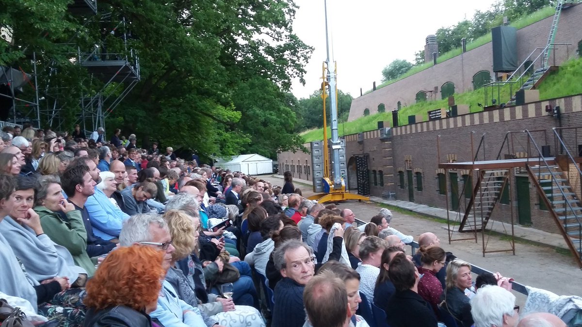 BoswachterRein's tweet photo. Première opera Styx #HollandOpera op het #FortbijRijnauwen in samenwerking met #Staatsbosbeheer. https://t.co/bNM5gNJfAJ