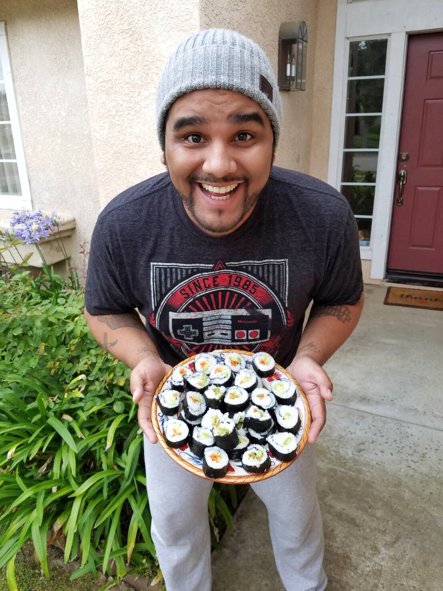 HangryVegans's tweet photo. We are the Sushi masters!
(not really 😂) but we were so proud of our first time creating these rolls we had to take some selfies &amp;show off! https://t.co/wAanUNA7kY