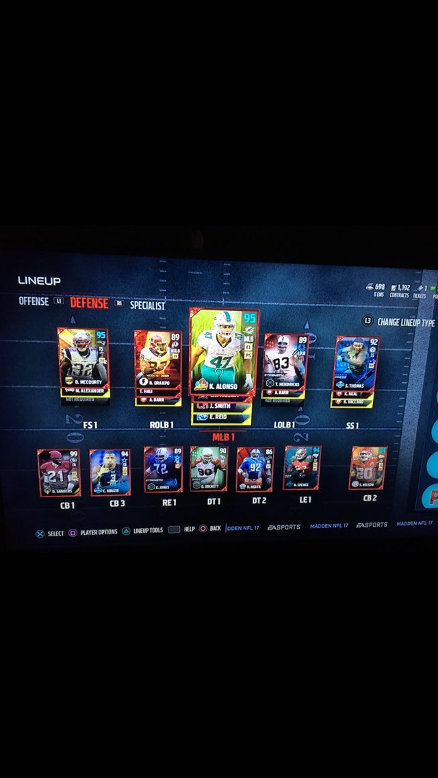 Premiumgivewayz's tweet photo. 89 overall player giveaway ps4 Madden 17 🔥
  - enter 
    - like retweet and follow
    - Ends tomorrow https://t.co/S2LD11Udlp