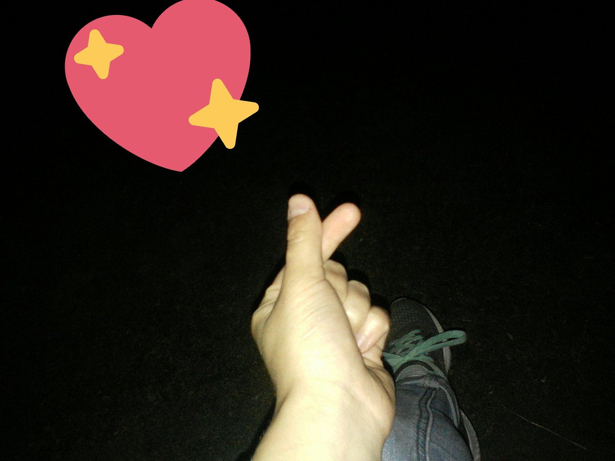 _Baekhyn_'s tweet photo. 안녕히 주무세요♥😍 https://t.co/wAHfqkgyv5