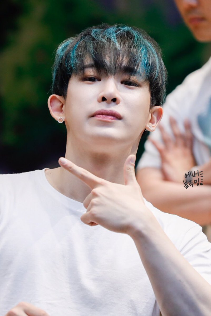 EverbloomingWH tweet media