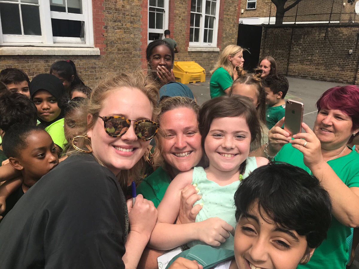 AdeleLive_2017's tweet photo. Adele visiting a school affected by the grenfell fire, FairPlay to her #Grenfell https://t.co/TrQHLA7i6M