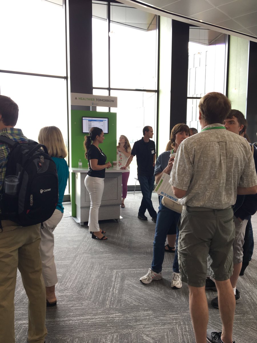 CernerCareers's tweet photo. Today is a fun day for our #CernerInterns! They're bringing their families to an Experience Cerner Day @ our Innovations Campus #CernerLife https://t.co/apa9FthIv2