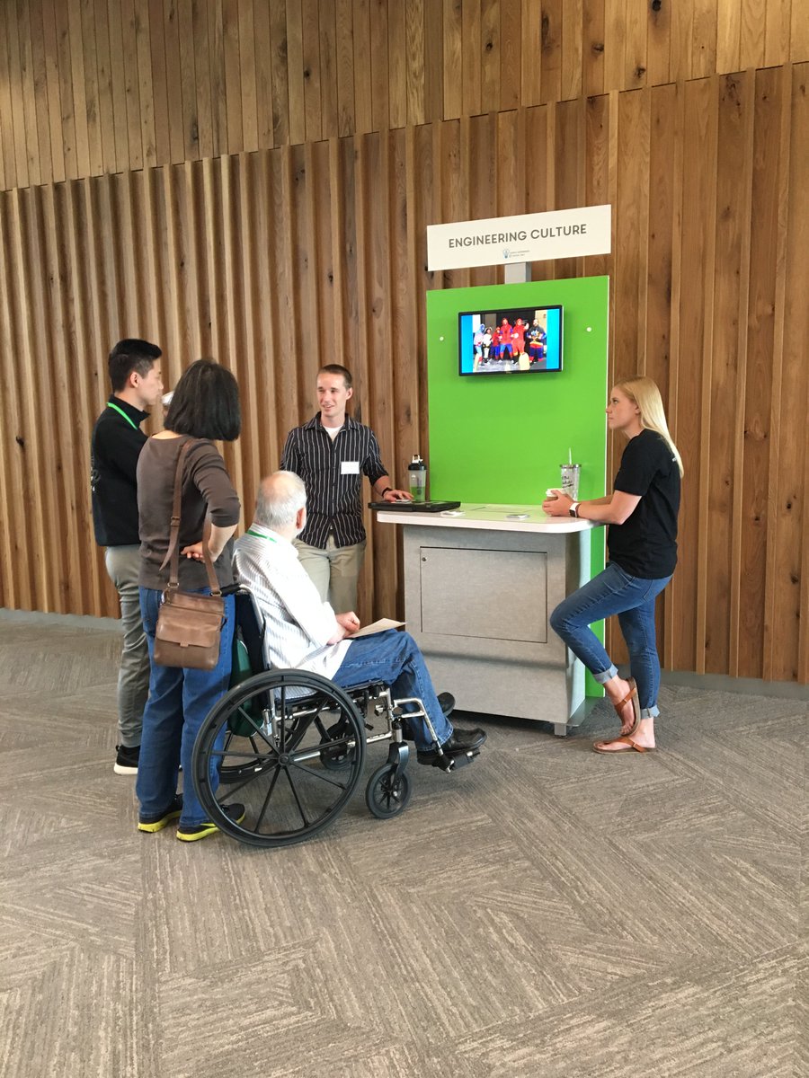 CernerCareers's tweet photo. Today is a fun day for our #CernerInterns! They're bringing their families to an Experience Cerner Day @ our Innovations Campus #CernerLife https://t.co/apa9FthIv2