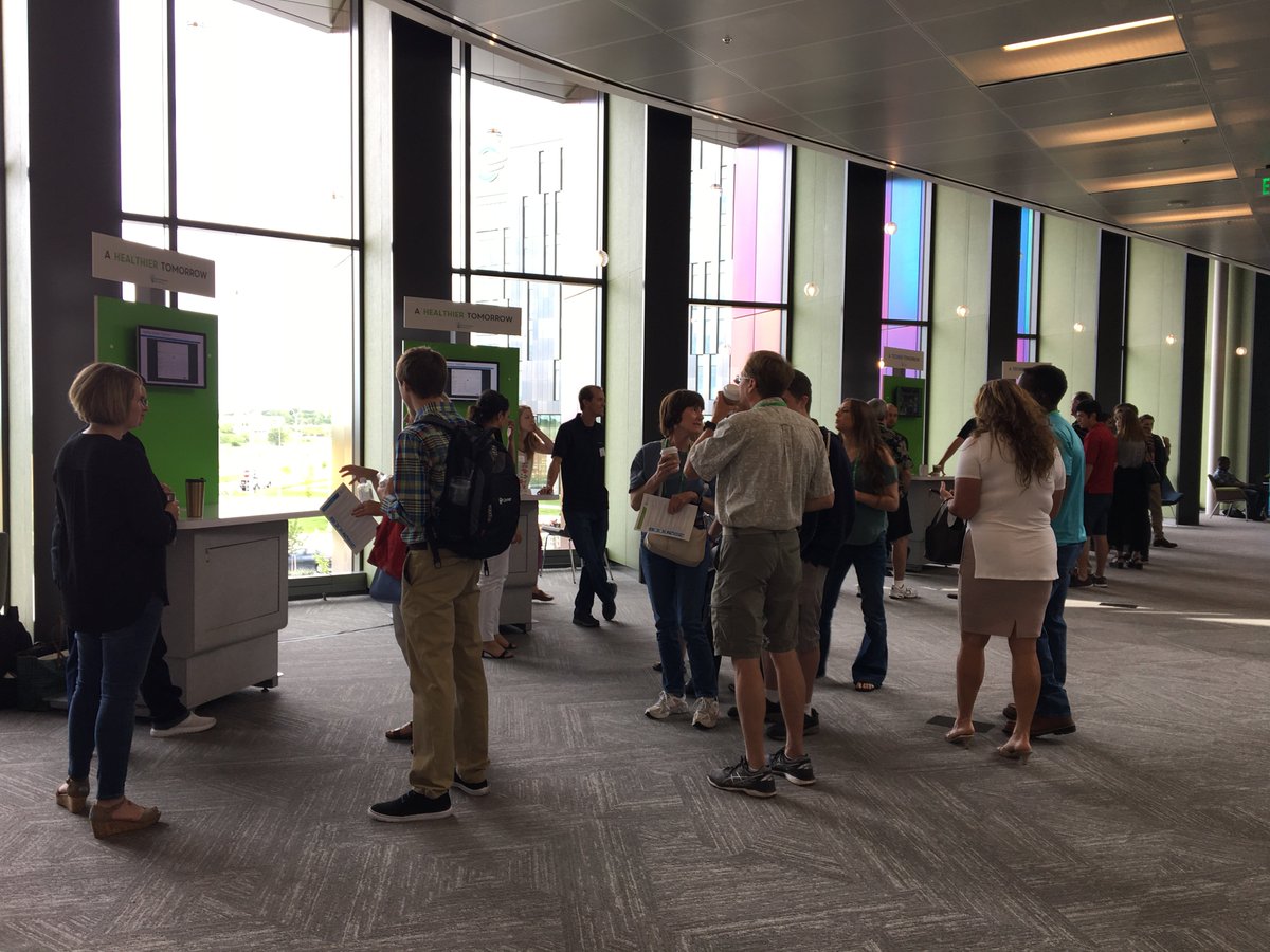 CernerCareers's tweet photo. Today is a fun day for our #CernerInterns! They're bringing their families to an Experience Cerner Day @ our Innovations Campus #CernerLife https://t.co/apa9FthIv2