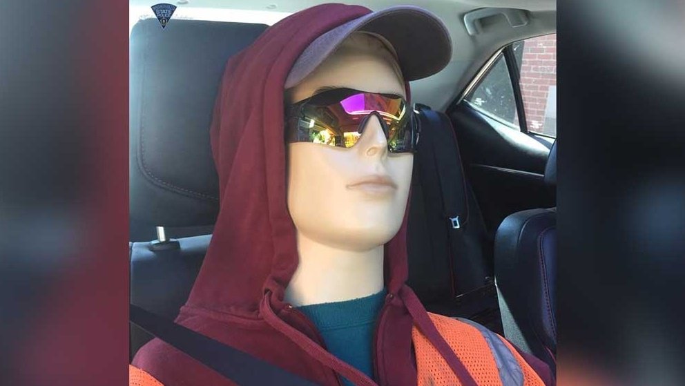 KETV's tweet photo. 'Don't be a dummy': Troopers post warning after spotting this in HOV lane https://t.co/ekbuXRKVF4 https://t.co/qu9V2EDInm