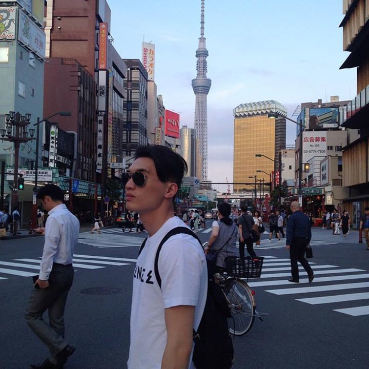 JoeyTaiwan's tweet photo. 淺草過路人  Asakusa pedestrian via Facebook https://t.co/jW8fQ4fkoj https://t.co/QtLOVhKBDc