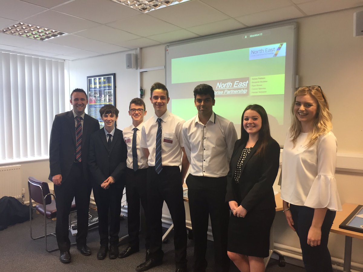 iag_marie's tweet photo. Proud day @EducatingCCC today Year 10 #workexperience @northeastlep #benchmark6 https://t.co/6fwWThZlIZ