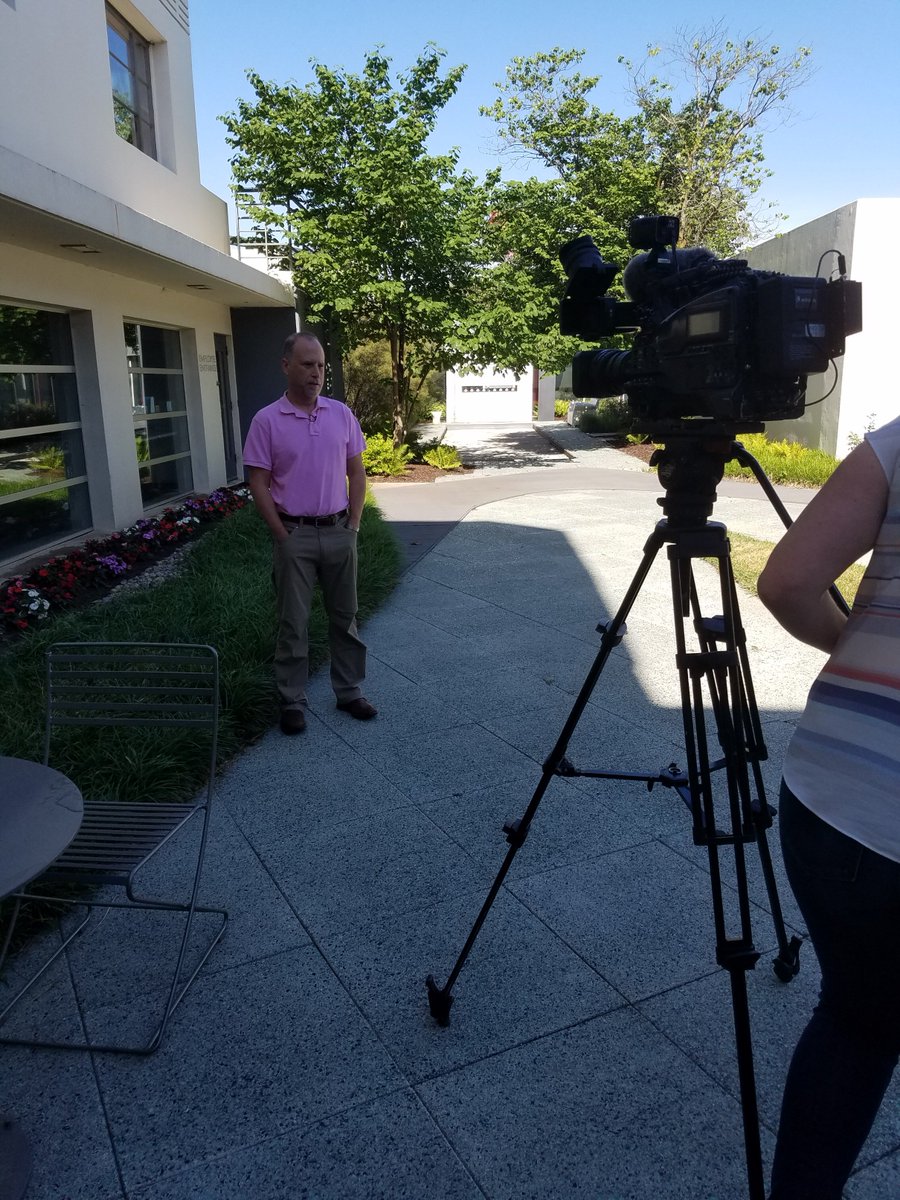 IntegerGroup's tweet photo. It's #TakeYourDogToWorkDay! #IntegerDesMoines had @WHOhd here this morning to capture it! https://t.co/iGA8voTdyy
